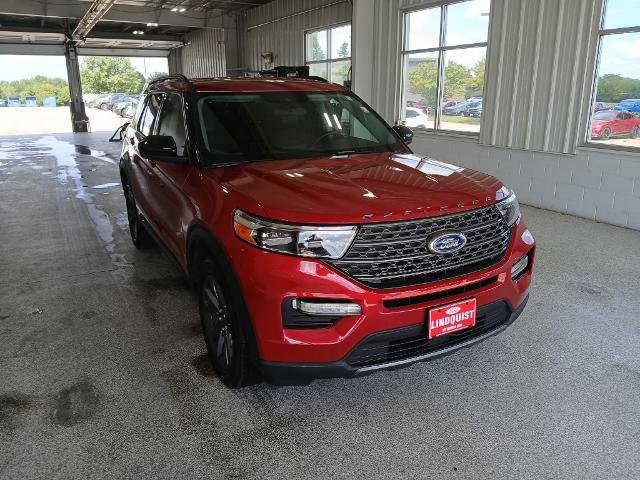 Certified 2023 Ford Explorer XLT w/ Equipment Group 202A image 7