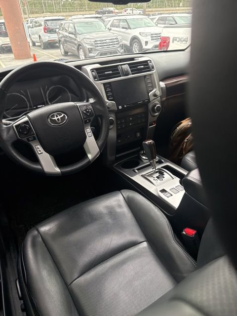 Used 2022 Toyota 4Runner Limited image 9
