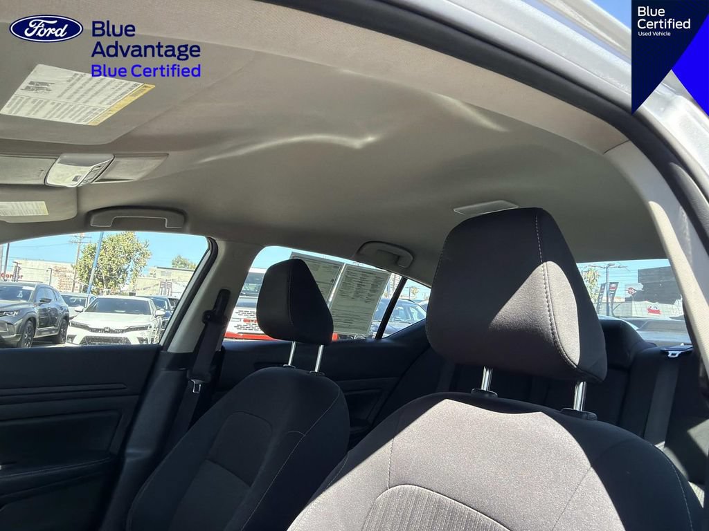 Used 2024 Nissan Altima 2.5 SV FWD image 18