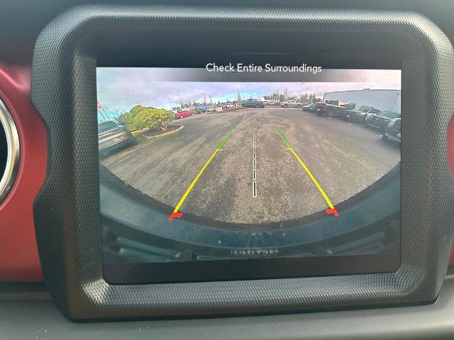 Used 2023 Jeep Wrangler Unlimited Rubicon w/ Steel Bumper Group image 28