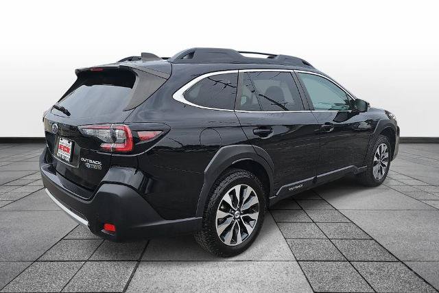 Used 2023 Subaru Outback Limited AWD/4WD image 5