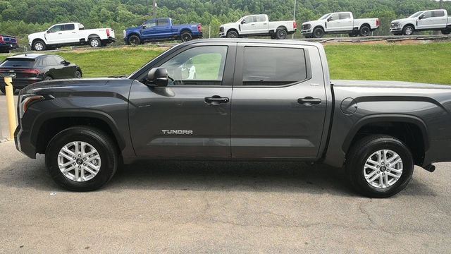 Used 2026 Toyota Tundra SR5 w/ SR5 Convenience Package AWD/4WD image 11