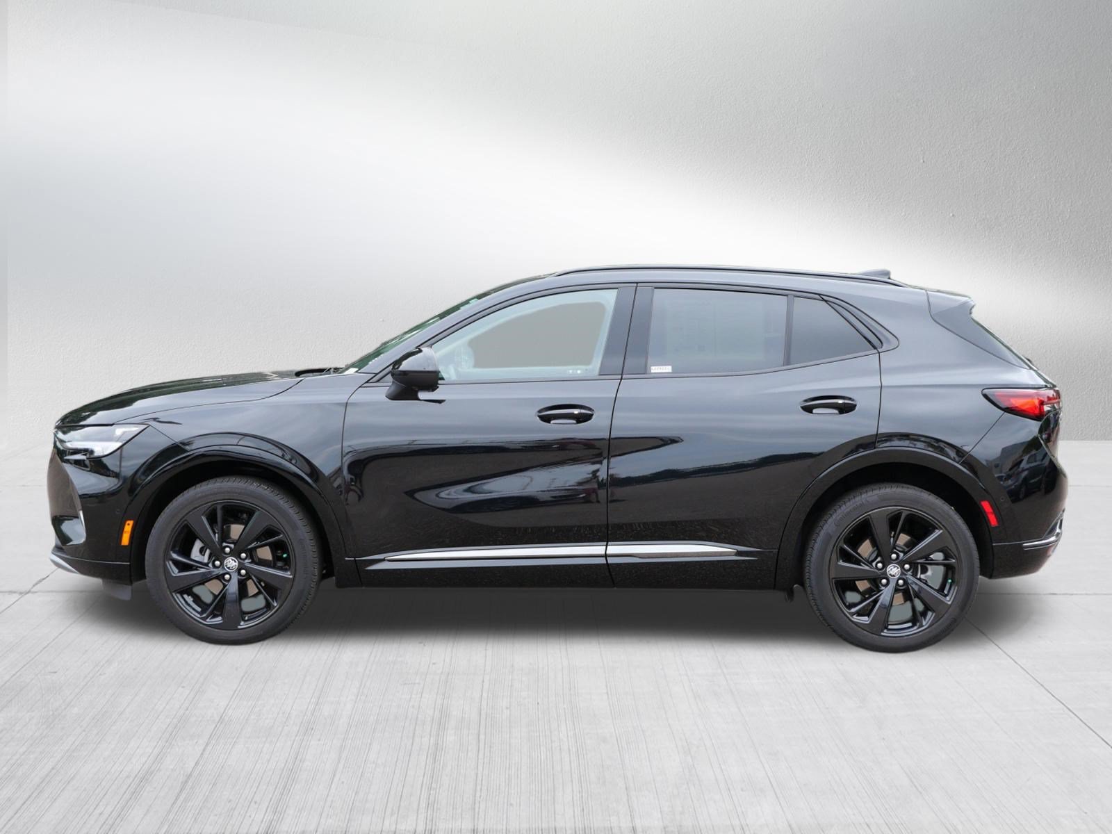 Used 2022 Buick Envision Essence w/ Technology Package II AWD/4WD image 4