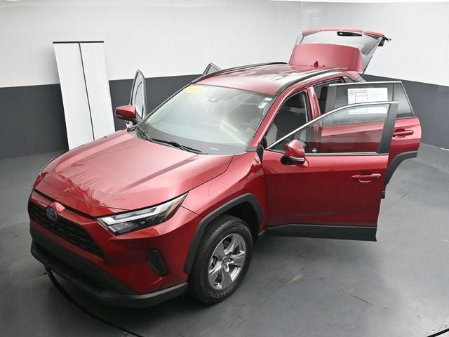 Used 2024 Toyota RAV4 XLE AWD/4WD image 36