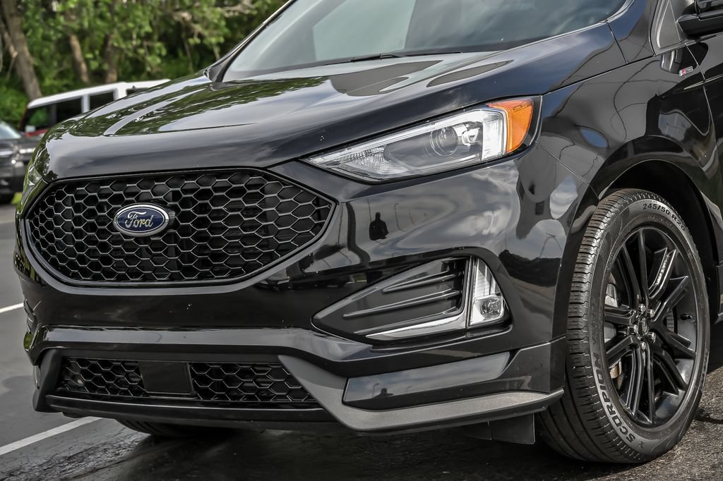 Certified 2023 Ford Edge ST-Line w/ Class II Trailer Tow Package AWD/4WD image 6