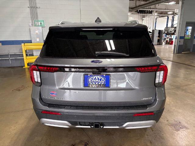 Certified 2025 Ford Explorer Platinum AWD/4WD image 5