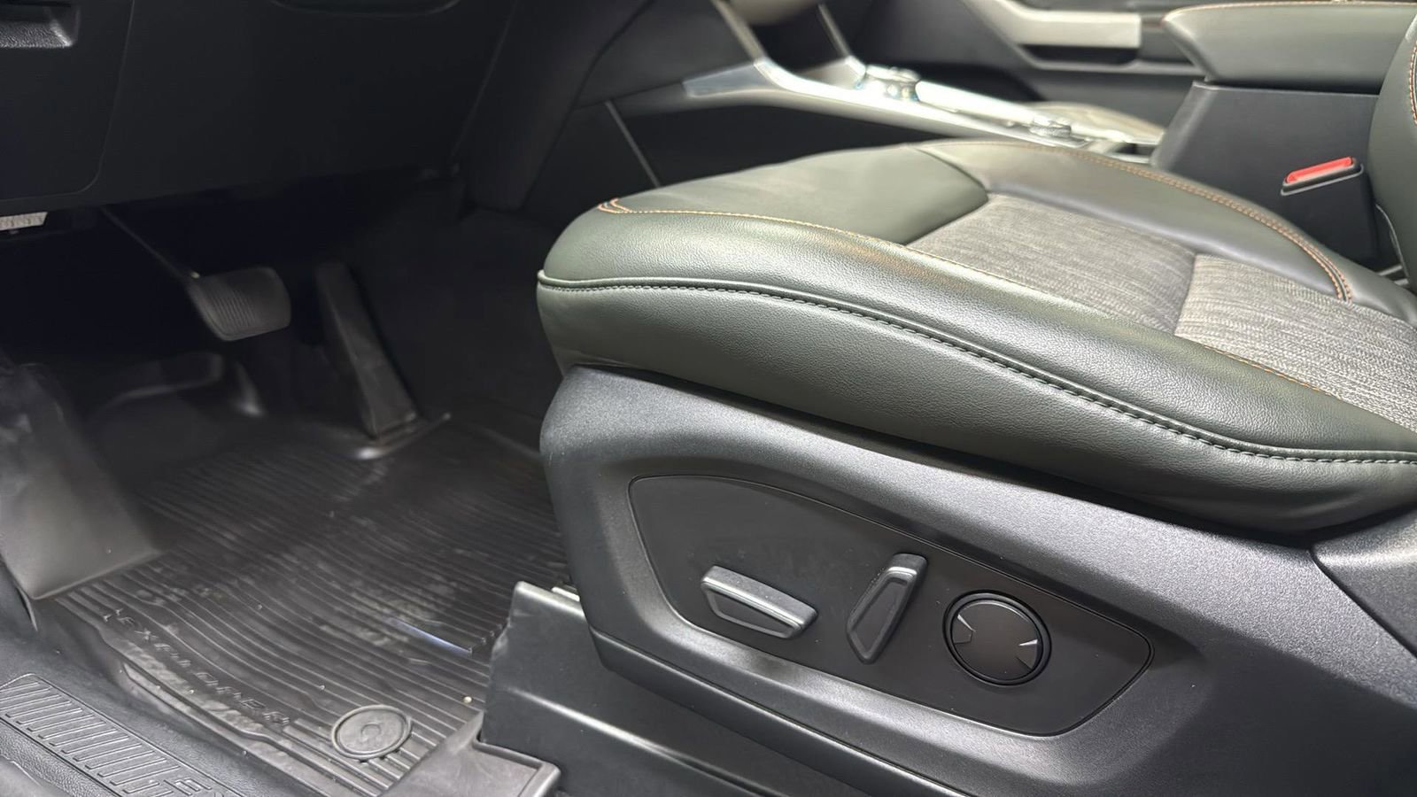 Certified 2023 Ford Explorer Timberline w/ Timberline Technology Package image 10