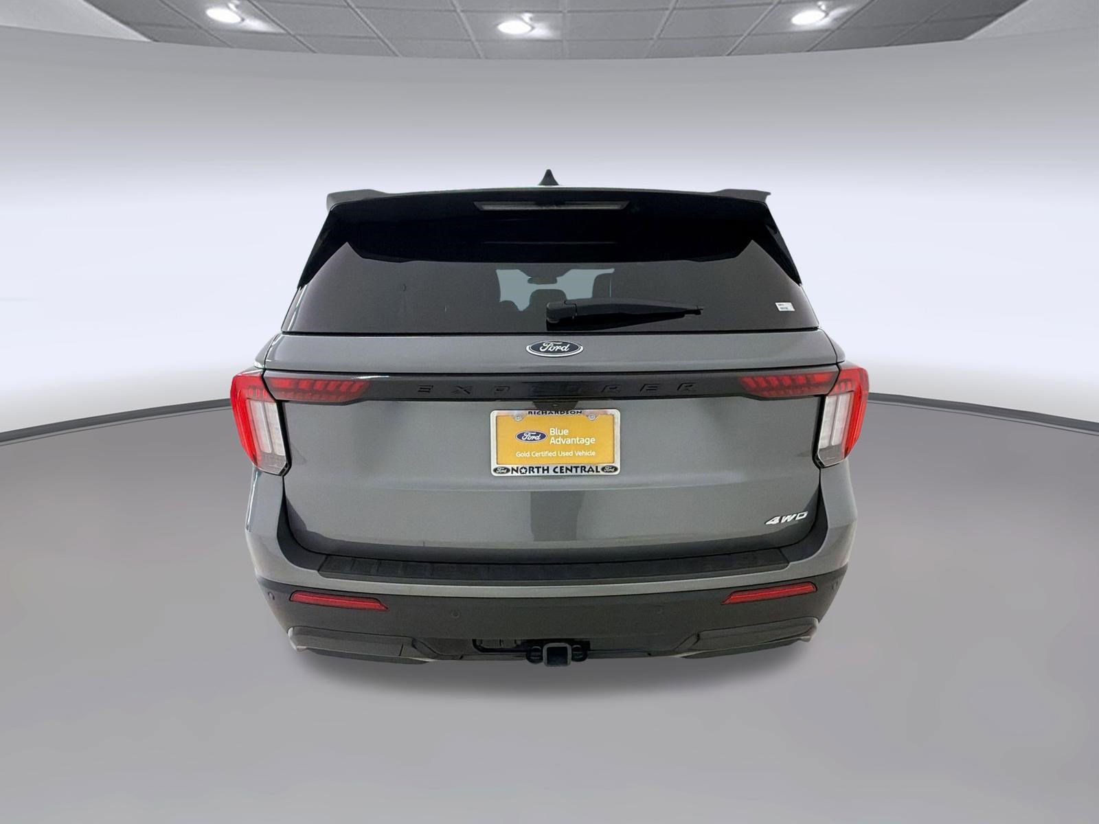 Certified 2025 Ford Explorer ST-Line w/ ST-Line Street Pack AWD/4WD image 10