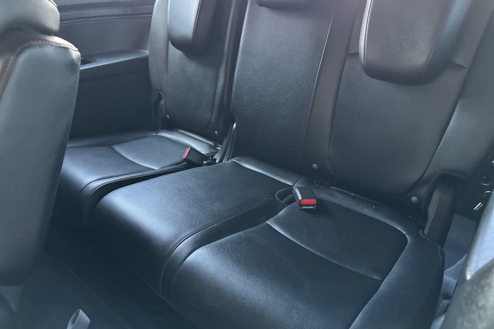 Used 2025 Honda Odyssey Sport-L image 15