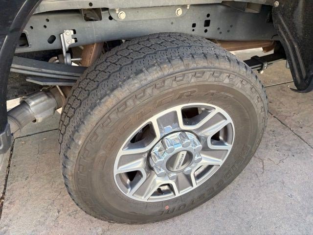 Certified 2025 Ford F250 Lariat AWD/4WD image 16