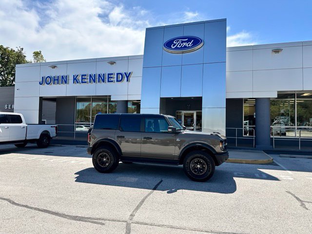 Certified 2025 Ford Bronco Outer Banks w/ Sasquatch Package AWD/4WD image 20