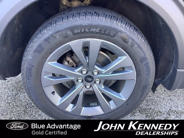 Certified 2023 Ford Explorer XLT w/ Equipment Group 202A AWD/4WD image 40