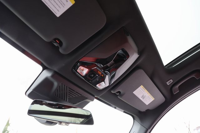 Used 2024 BMW X1 xDrive28i w/ Technology Package image 23