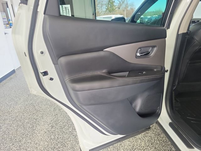 Used 2022 Nissan Murano SV image 20