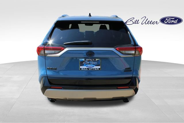 Used 2022 Toyota RAV4 XSE image 4