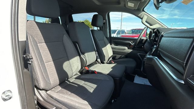 Used 2025 Chevrolet Silverado 2500 LT w/ Convenience Package AWD/4WD image 11