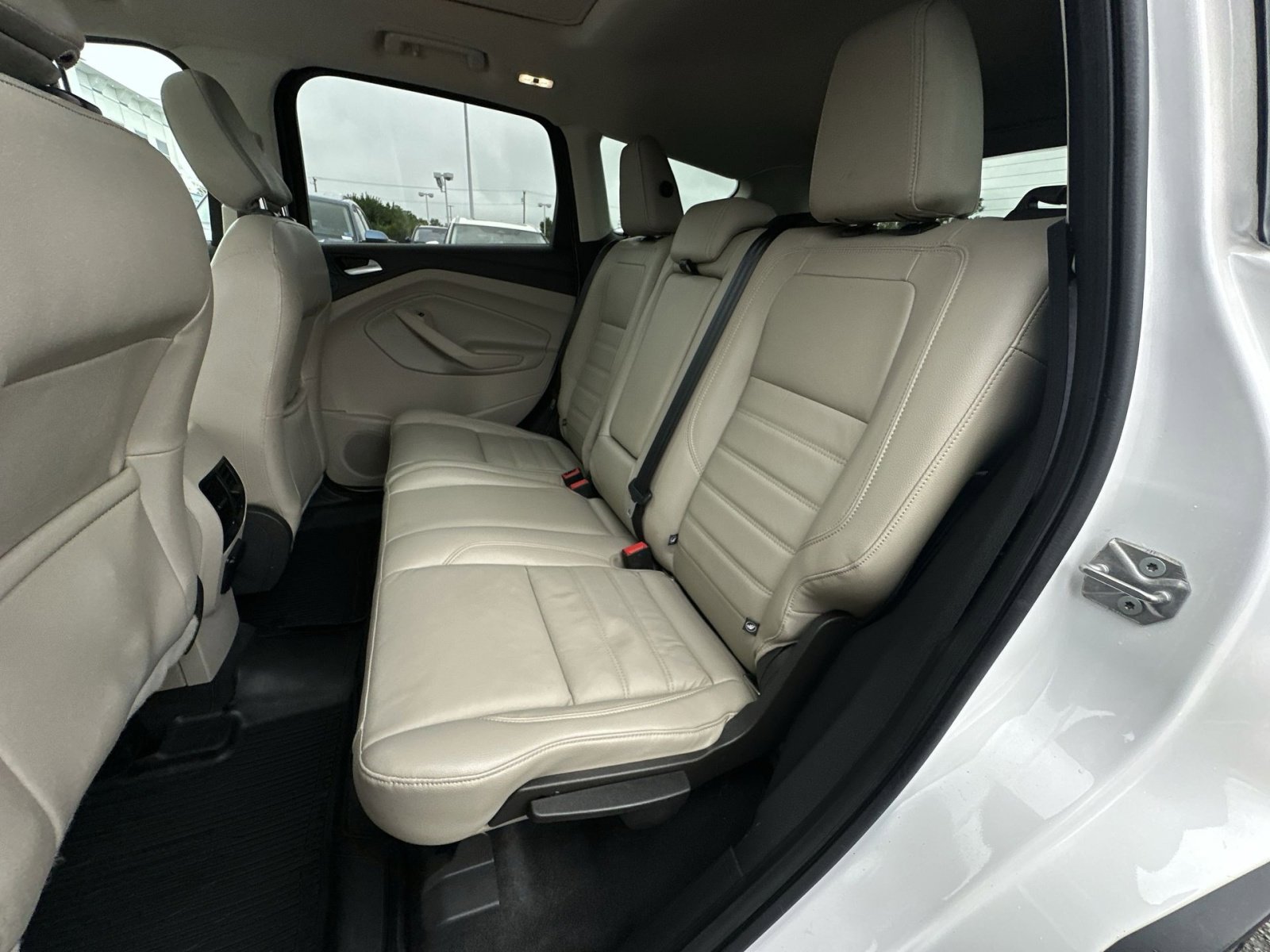 Certified 2019 Ford Escape Titanium AWD/4WD image 33