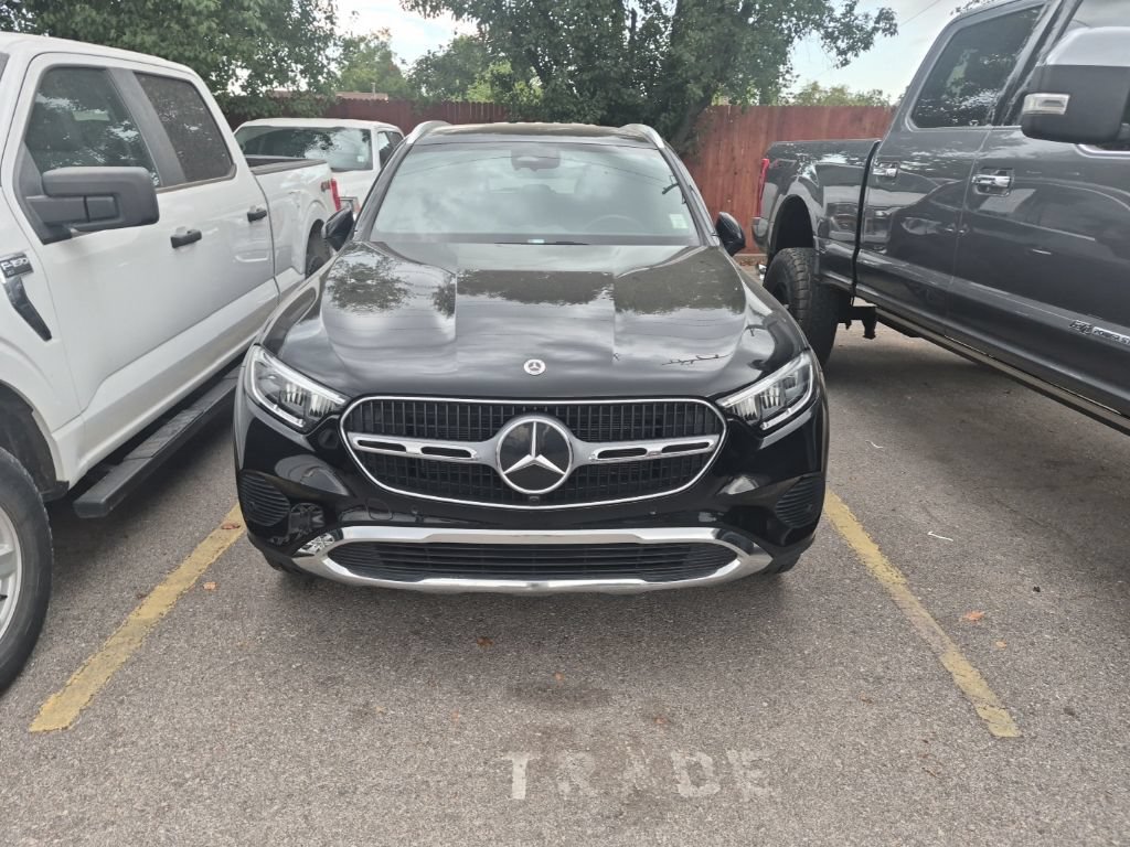 Used 2024 Mercedes-Benz GLC 300 4MATIC image 26