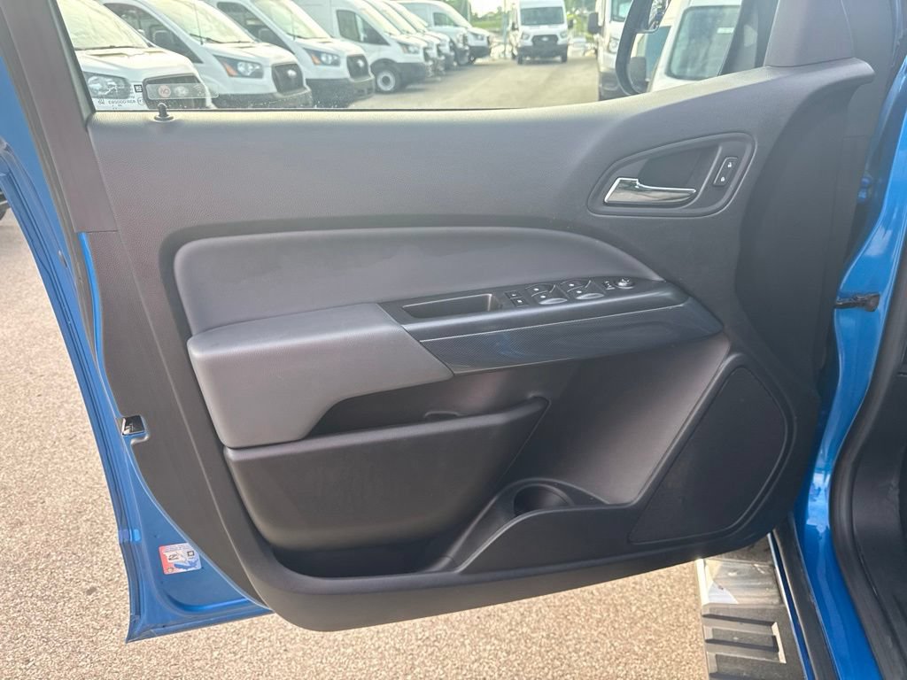 Used 2021 Chevrolet Colorado Z71 w/ Safety Package AWD/4WD image 18