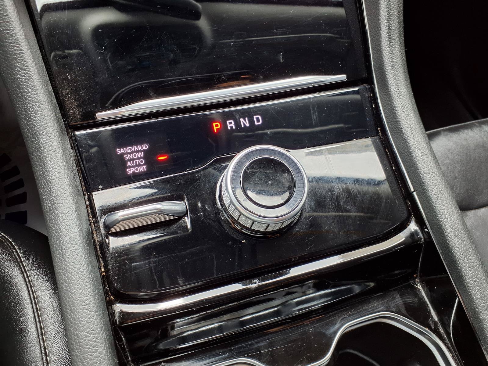 Used 2022 Jeep Grand Cherokee L Limited AWD/4WD image 26