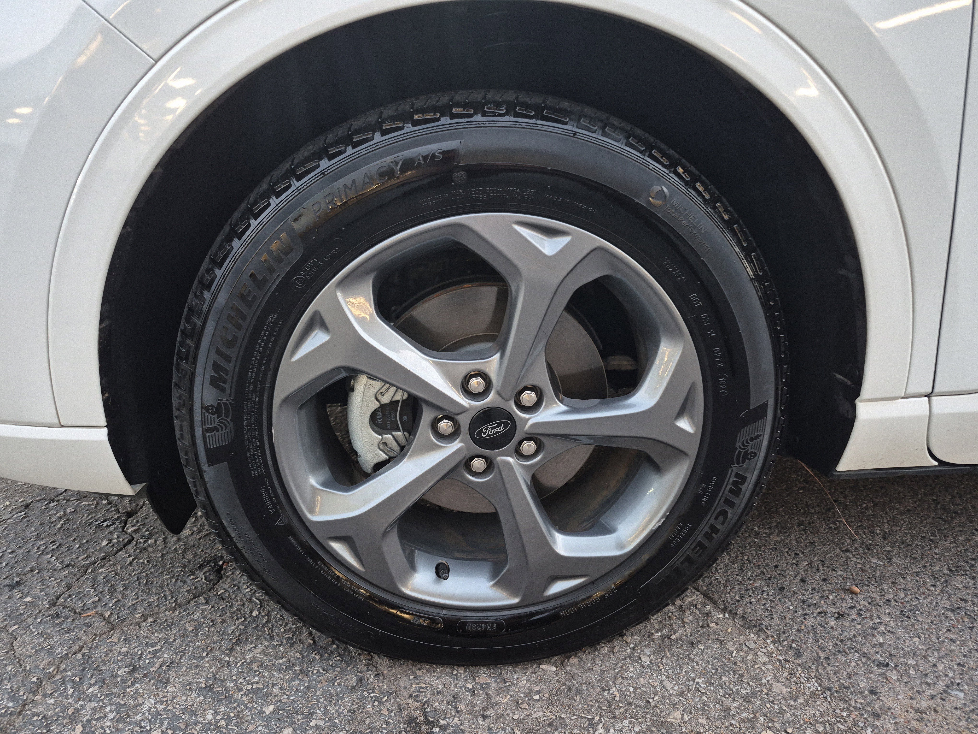 Certified 2024 Ford Escape ST-Line w/ Equipment Group 301A image 9