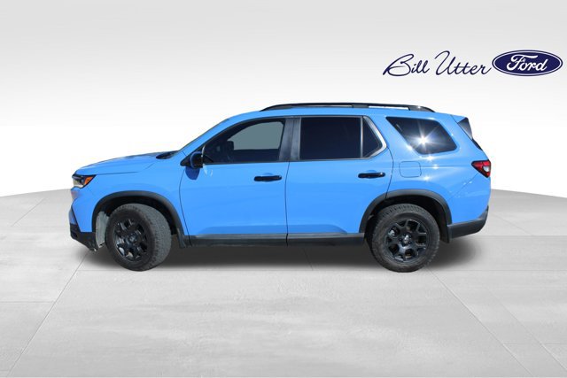 Used 2025 Honda Pilot TrailSport image 8