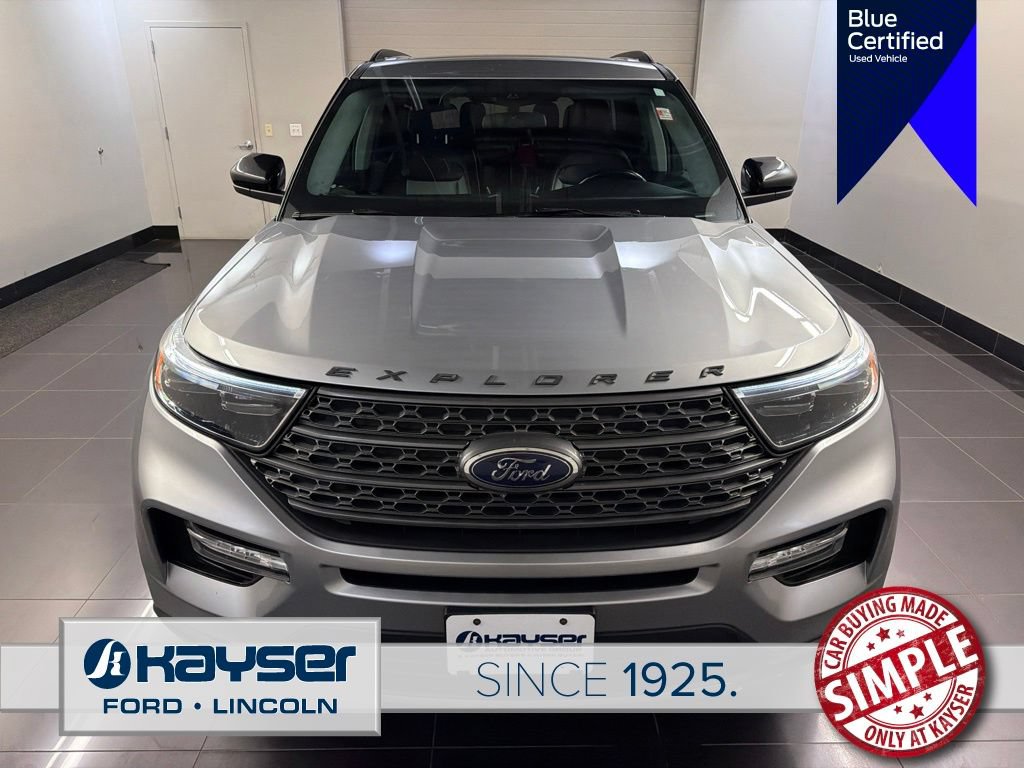 Certified 2022 Ford Explorer XLT w/ Equipment Group 202A AWD/4WD image 2