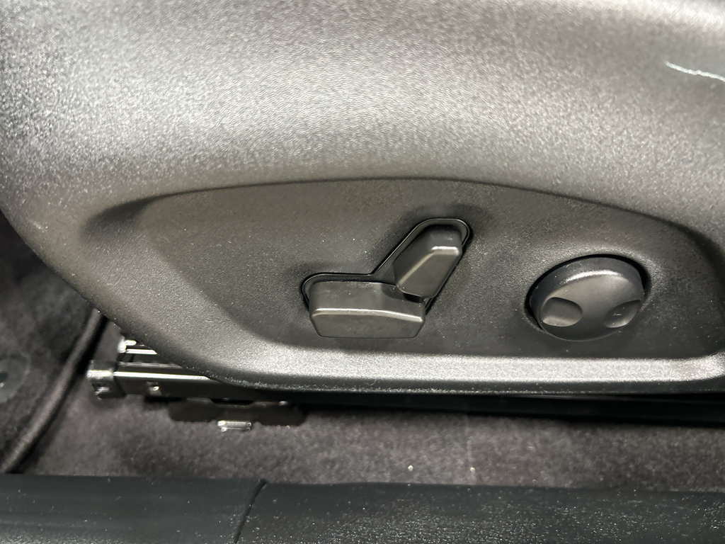 Used 2022 Jeep Compass Limited AWD/4WD image 11