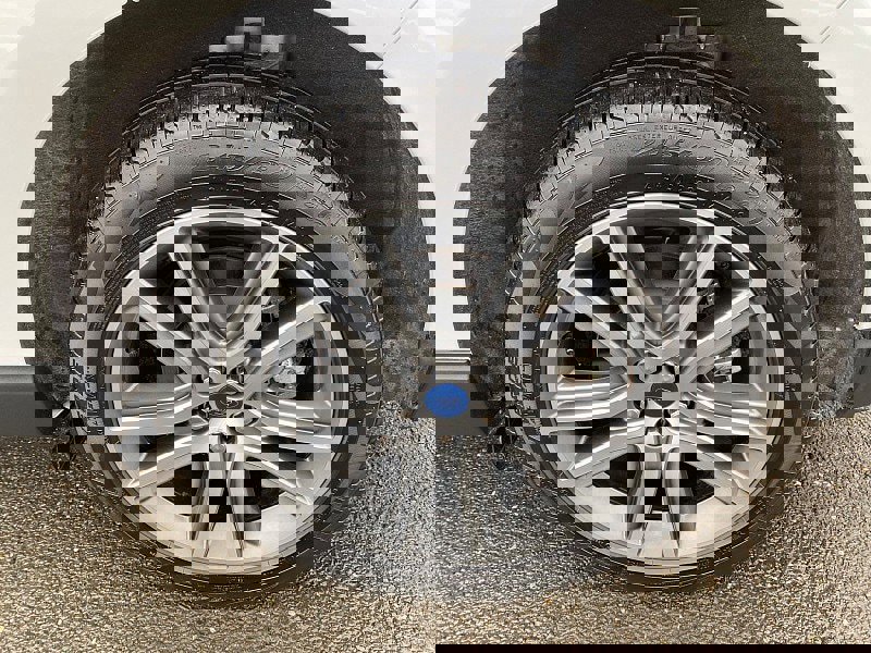 Certified 2022 Ford Edge Titanium w/ Cargo Accessory Package image 14