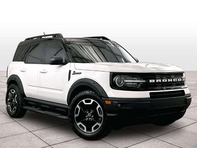 Certified 2024 Ford Bronco Sport Outer Banks AWD/4WD image 2