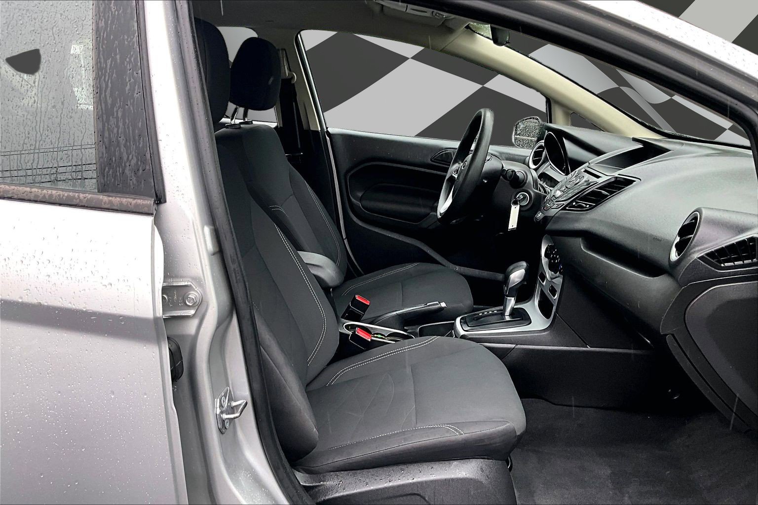 Certified 2018 Ford Fiesta SE FWD image 7