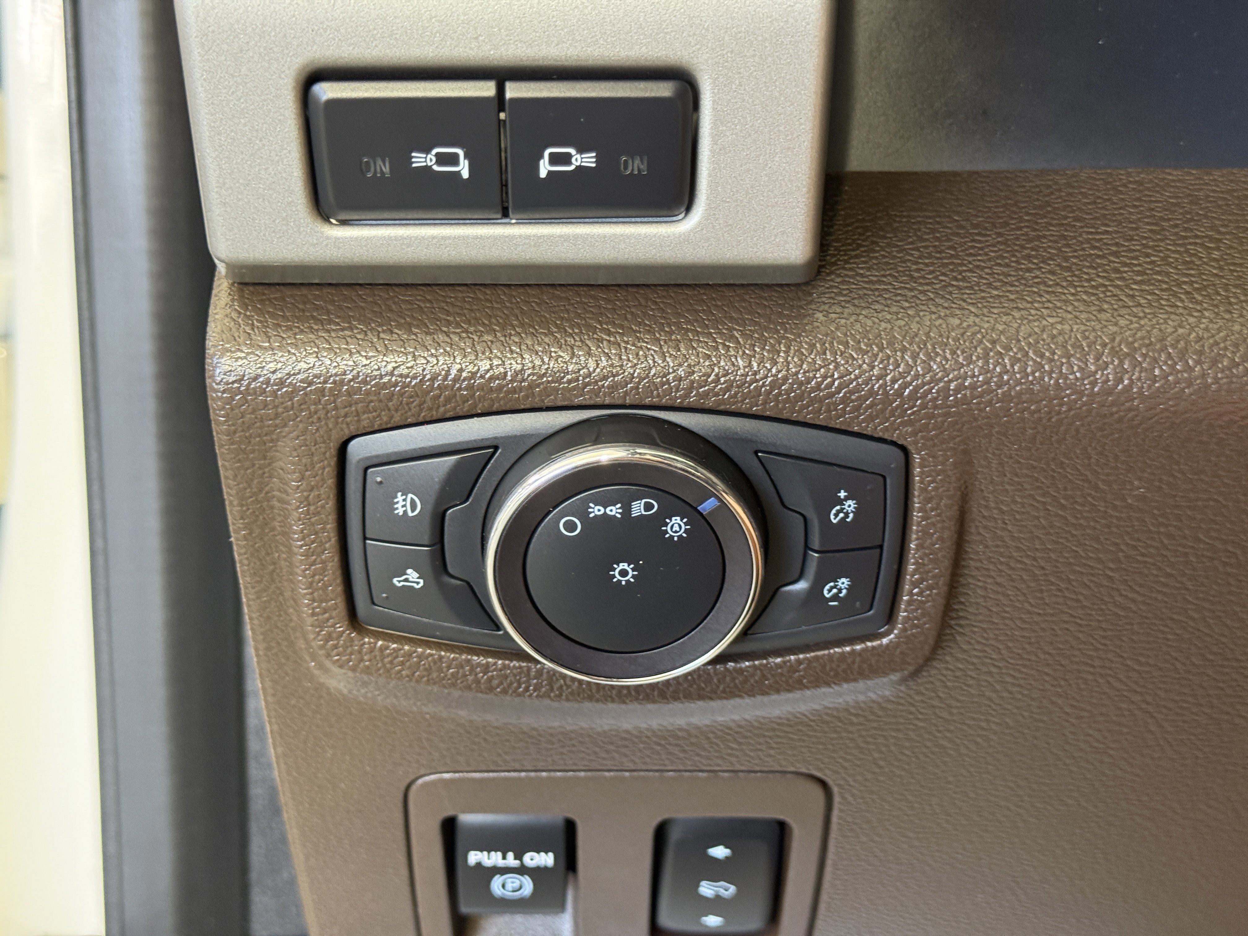 Certified 2019 Ford F150 King Ranch w/ Equipment Group 601A Luxury image 26