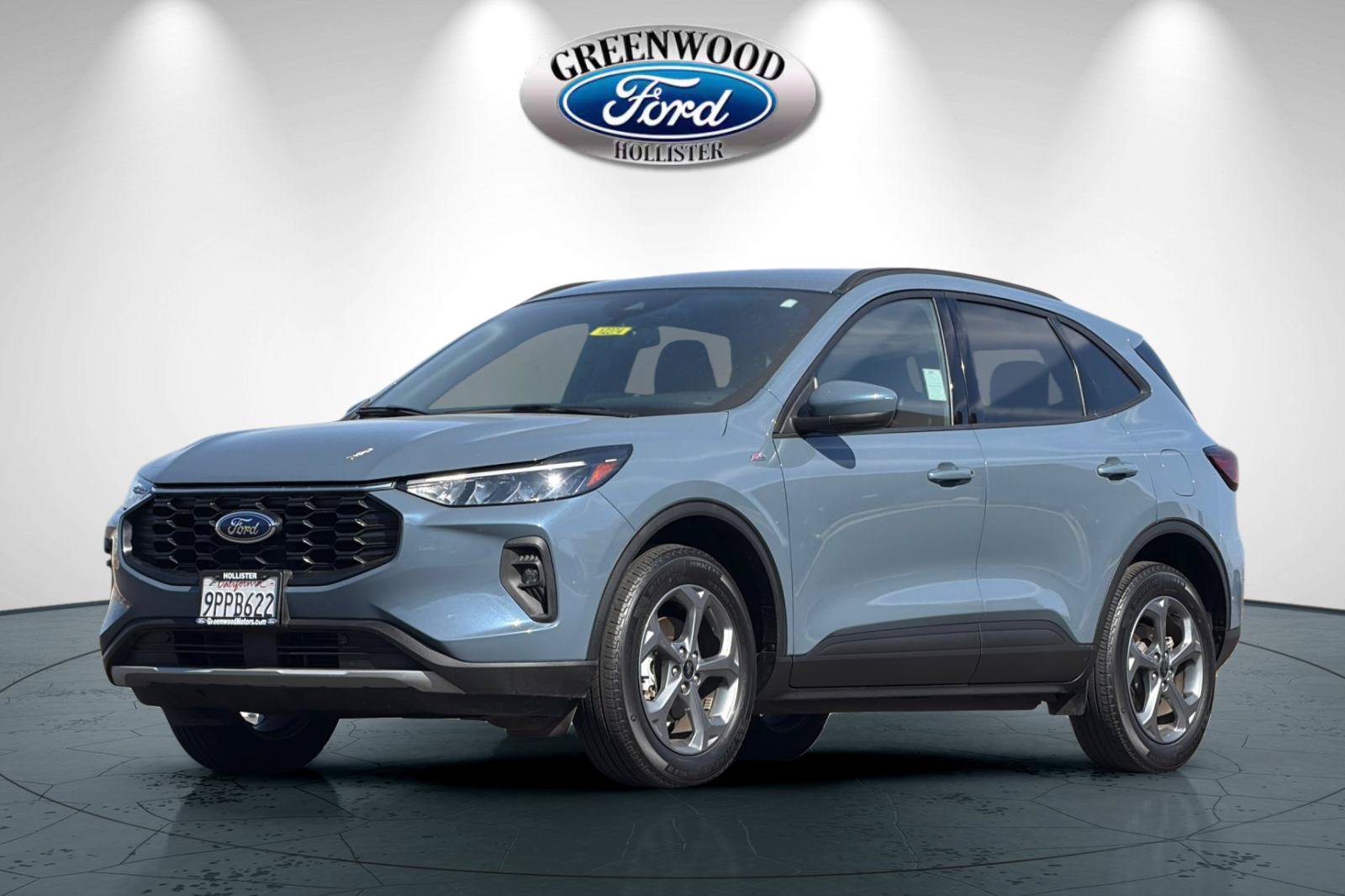 Certified 2025 Ford Escape ST-Line Select AWD/4WD image 8