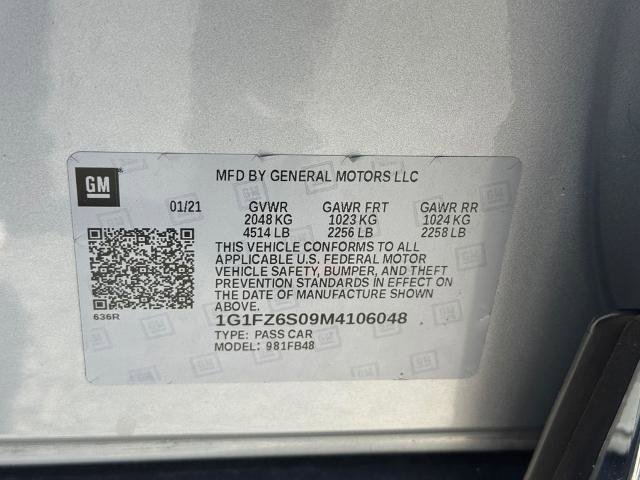 Used 2021 Chevrolet Bolt Premier w/ Infotainment Package FWD image 27