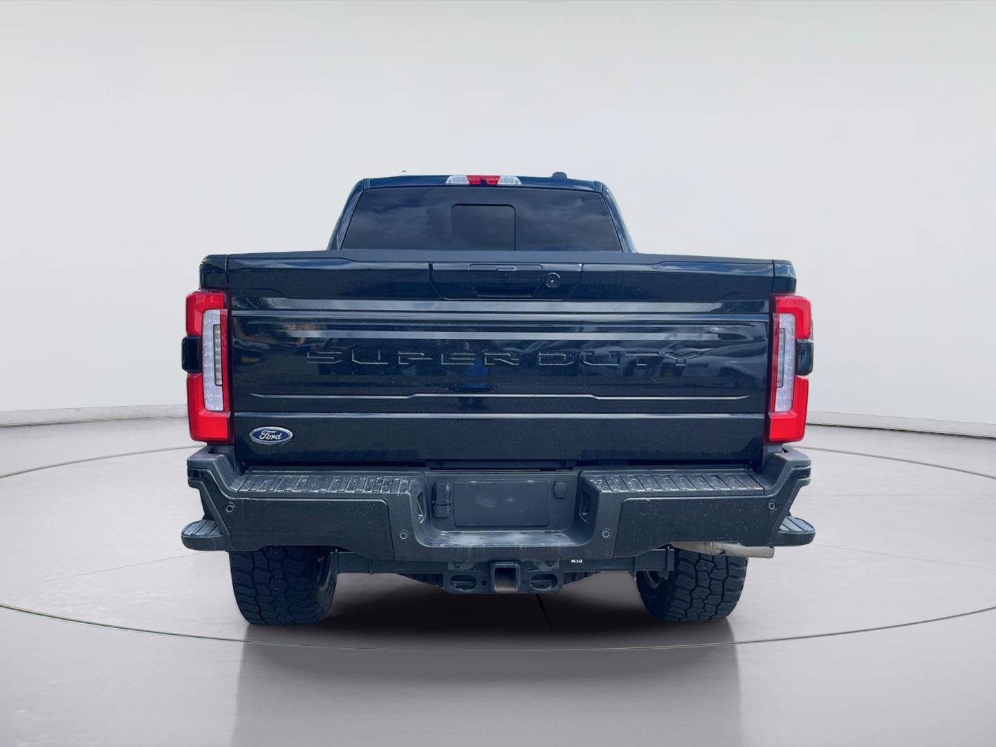 Certified 2025 Ford F250 Platinum w/ Tremor Off-Road Package AWD/4WD image 5