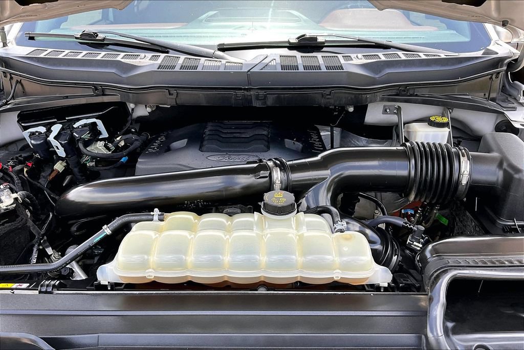 Certified 2021 Ford F150 Lariat AWD/4WD image 31