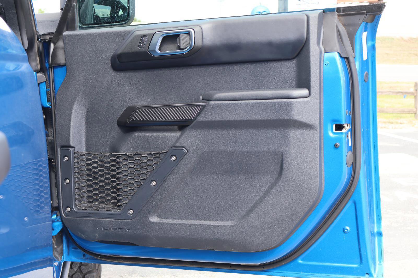 Certified 2025 Ford Bronco Badlands image 38