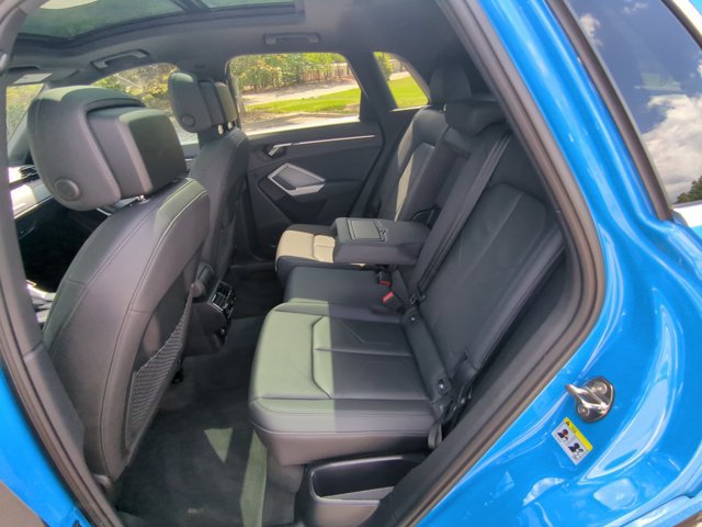 Used 2022 Audi Q3 2.0T Premium Plus AWD/4WD image 22