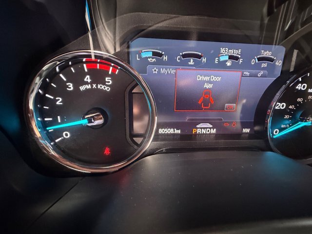 Certified 2020 Ford F350 Lariat w/ Tremor Off-Road Package AWD/4WD image 11