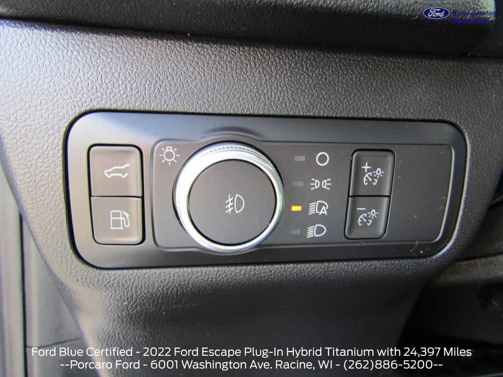 Certified 2022 Ford Escape Titanium FWD image 28