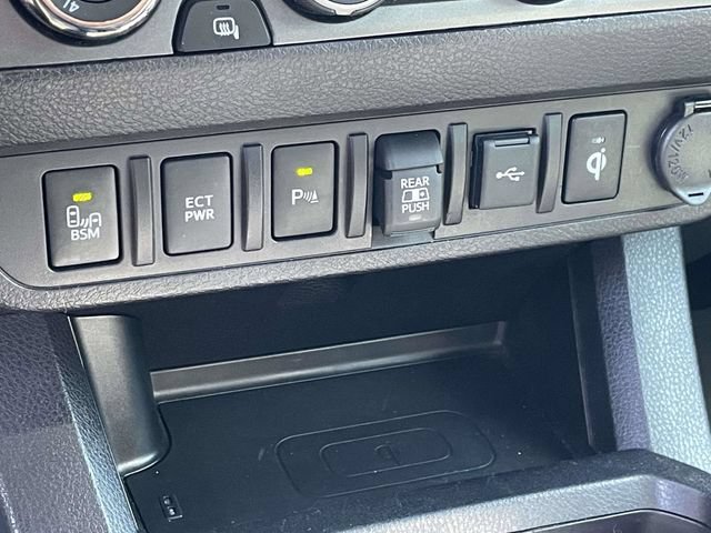 Used 2023 Toyota Tacoma TRD Sport w/ Advanced Technology Package AWD/4WD image 14