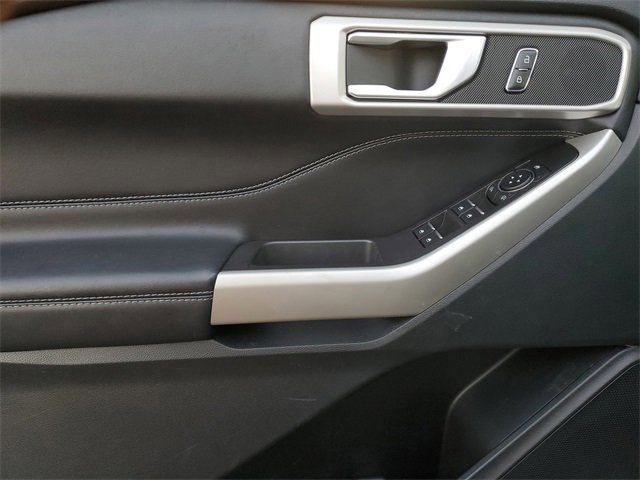 Certified 2023 Ford Explorer XLT w/ Equipment Group 202A image 10