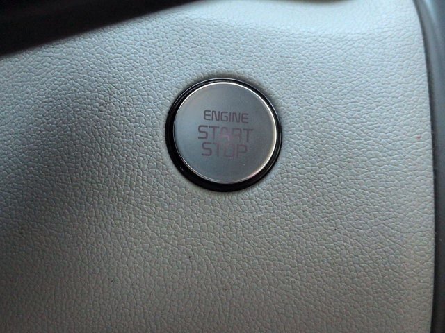 Used 2023 Kia Sorento S w/ Panoramic Sunroof Package FWD image 29