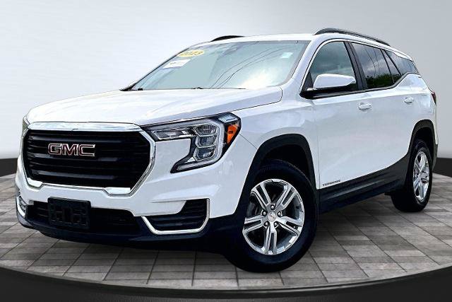 Used 2023 GMC Terrain SLE w/ Driver Convenience Package AWD/4WD image 12