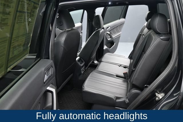 Used 2023 Volkswagen Tiguan SE R-Line FWD image 17