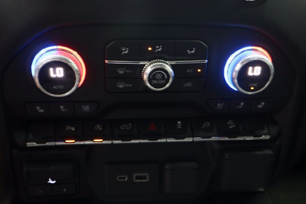 Used 2019 GMC Sierra 1500 AT4 w/ AT4 Premium Package AWD/4WD image 30