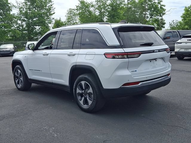 Used 2022 Jeep Grand Cherokee Limited 4xe w/ Luxury Tech Group II AWD/4WD image 9