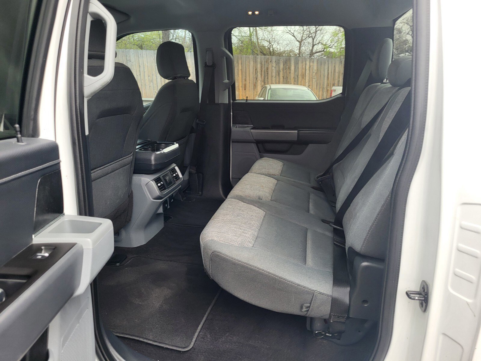 Certified 2022 Ford F150 XLT w/ Equipment Group 302A High image 17