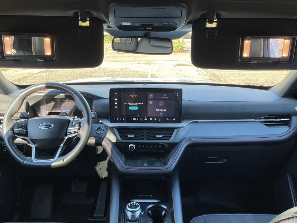 Certified 2025 Ford Explorer ST-Line w/ Premium Package image 32