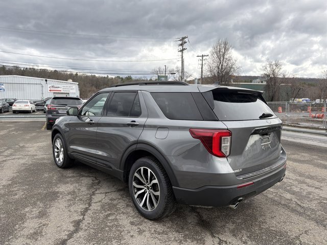 Certified 2022 Ford Explorer ST-Line AWD/4WD image 7